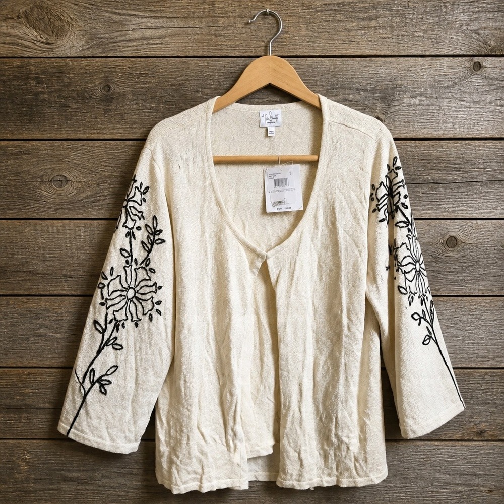 True Beauty by EMME 1 90s Y2K Cream Floral Embroidered 1 Hook Cardigan 1X NWT